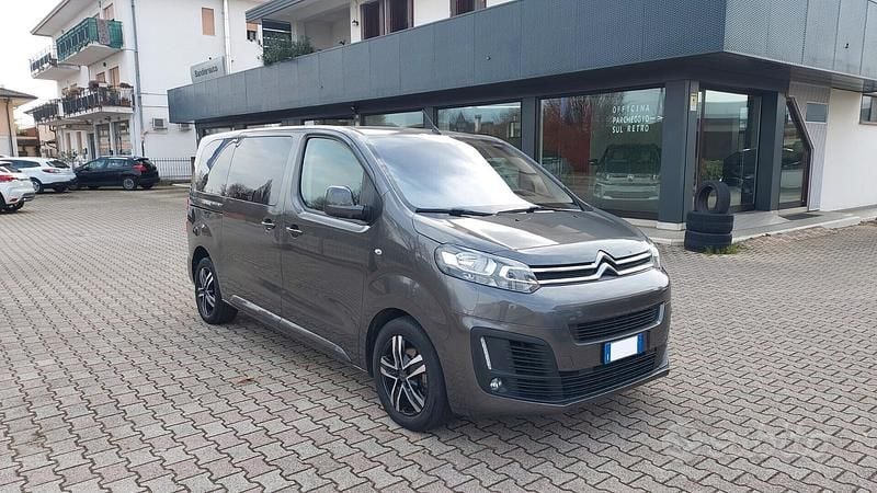Usata Citroën Spacetourer Feel 179 CV (131 kW) 2018 Grigio platinium Monovolume