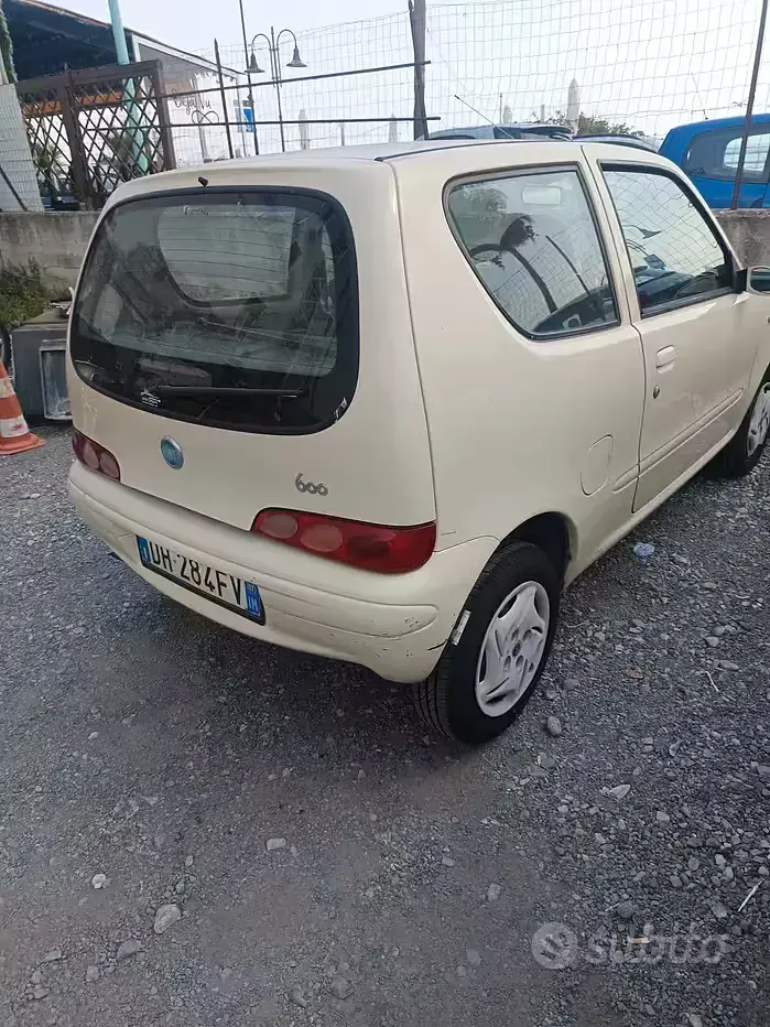Usata Fiat 600 54 CV (39 kW) 2007 Utilitaria