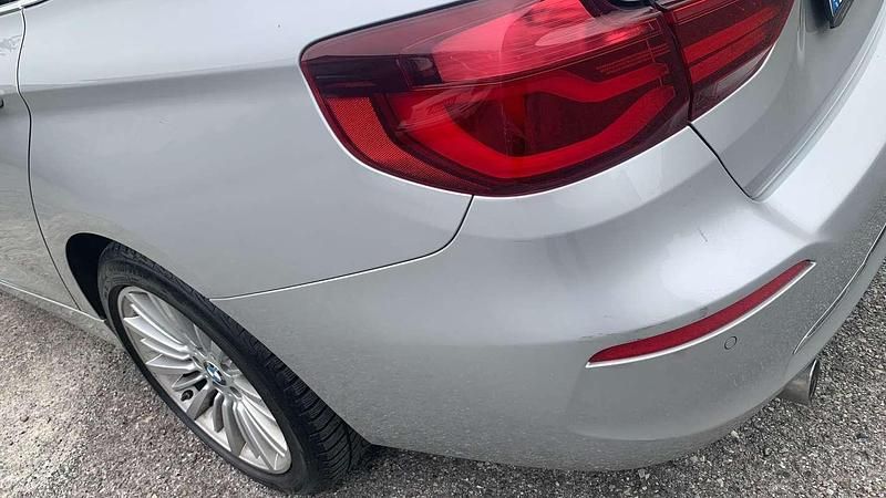 Usata BMW 318 Gran Turismo Luxury Line 150 CV (110 kW) 2019 Argento Berlina
