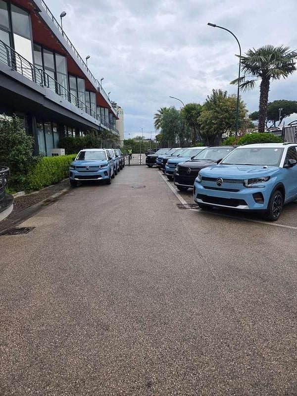 Nuova Citroën C3 PureTech 101 CV (74 kW) 2026 Blu/azzurro SUV