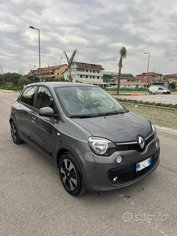 Usata Renault Twingo Intens 90 CV (66 kW) 2017 Grigio Utilitaria