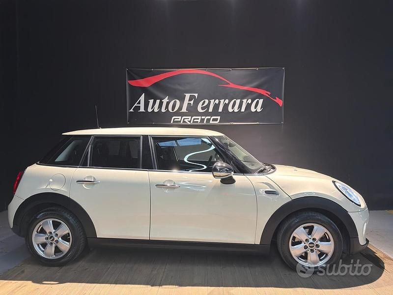 Usata Mini One D Hype 95 CV (69 kW) 2016 Beige Utilitaria