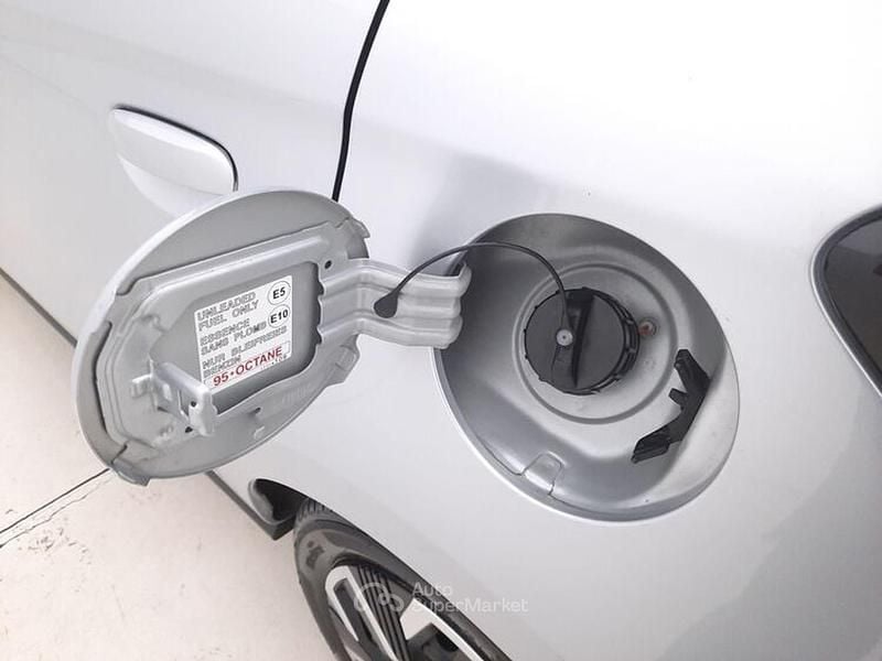 Usata Mitsubishi Space Star 71 CV (52 kW) 2022 Argento Utilitaria