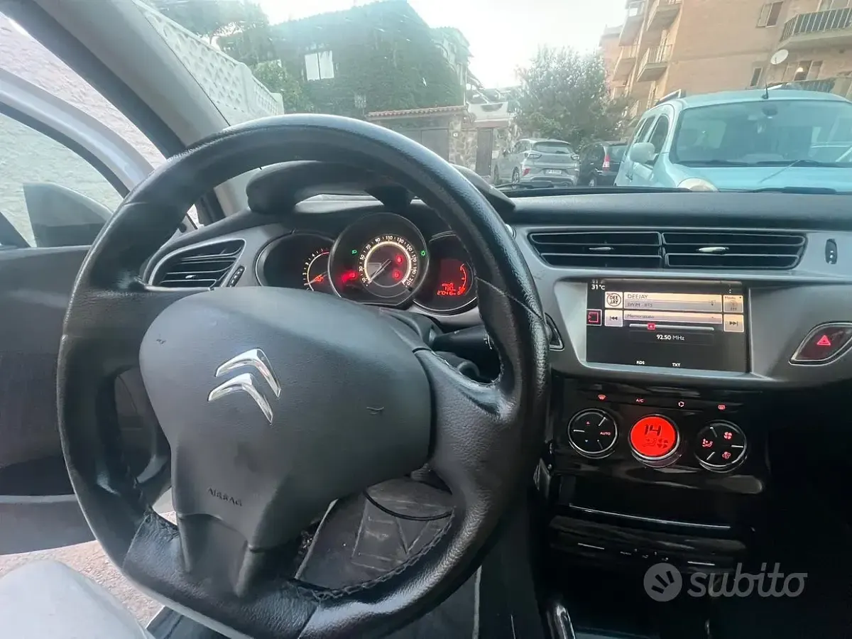 Usata Citroën C3 75 CV (55 kW) 2016 Giallo Berlina
