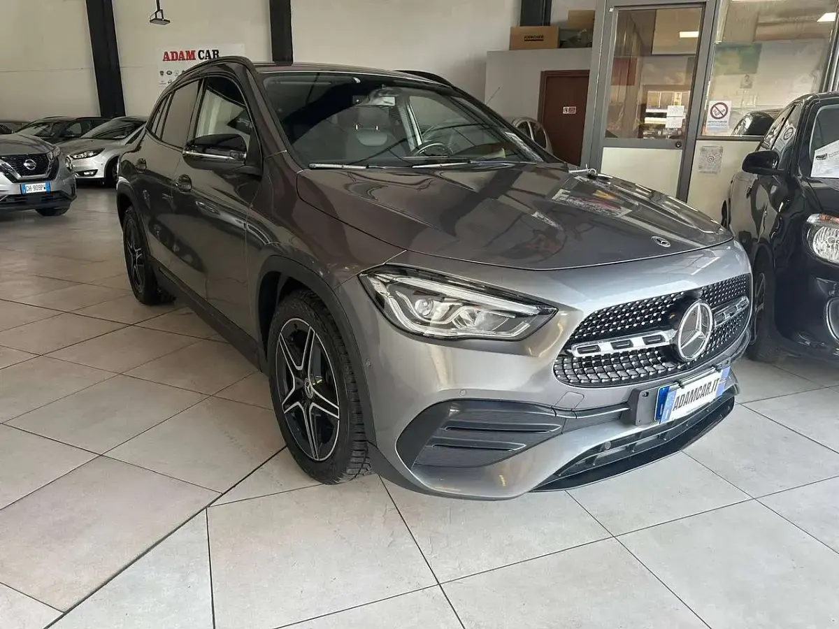 Usata Mercedes GLA220 Premium 190 CV (139 kW) 2022 Grigio SUV