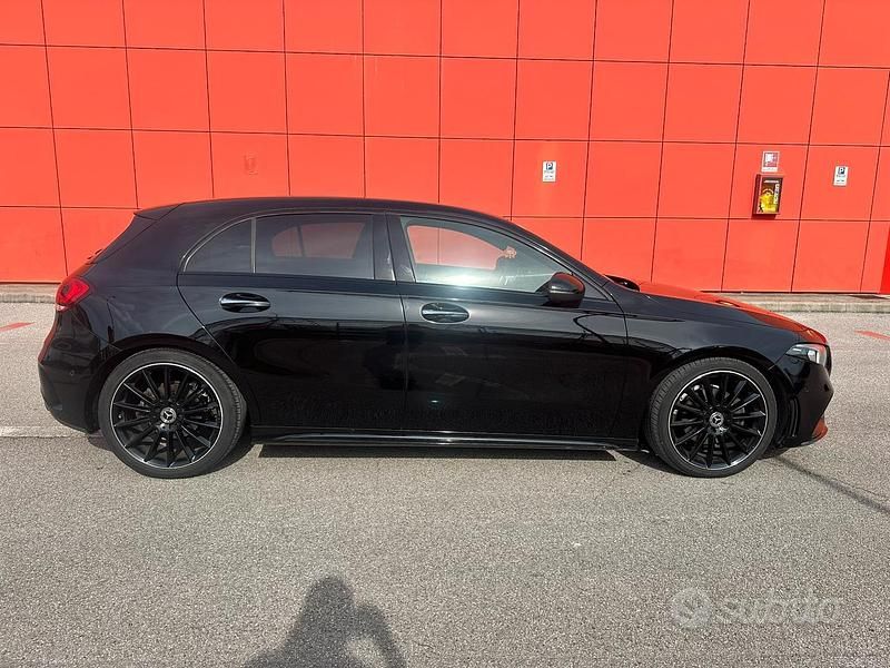 Usata Mercedes A200 Premium 150 CV (110 kW) 2018 Nero Berlina