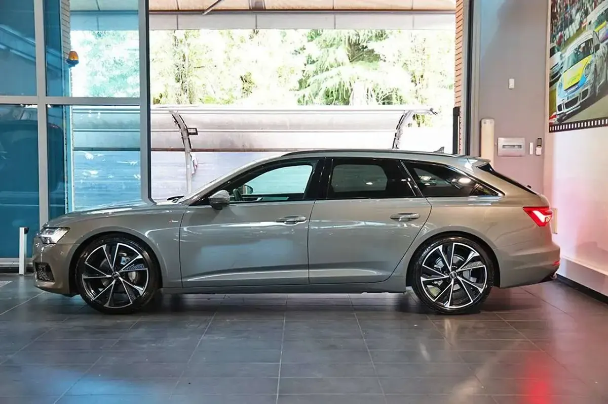 Usata Audi A6 Business 204 CV (150 kW) 2023 Grigio Station wagon