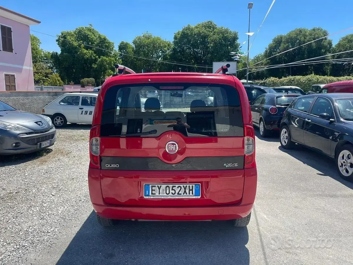 Usata Fiat Qubo Dynamic 77 CV (56 kW) 2015 Rosso Monovolume