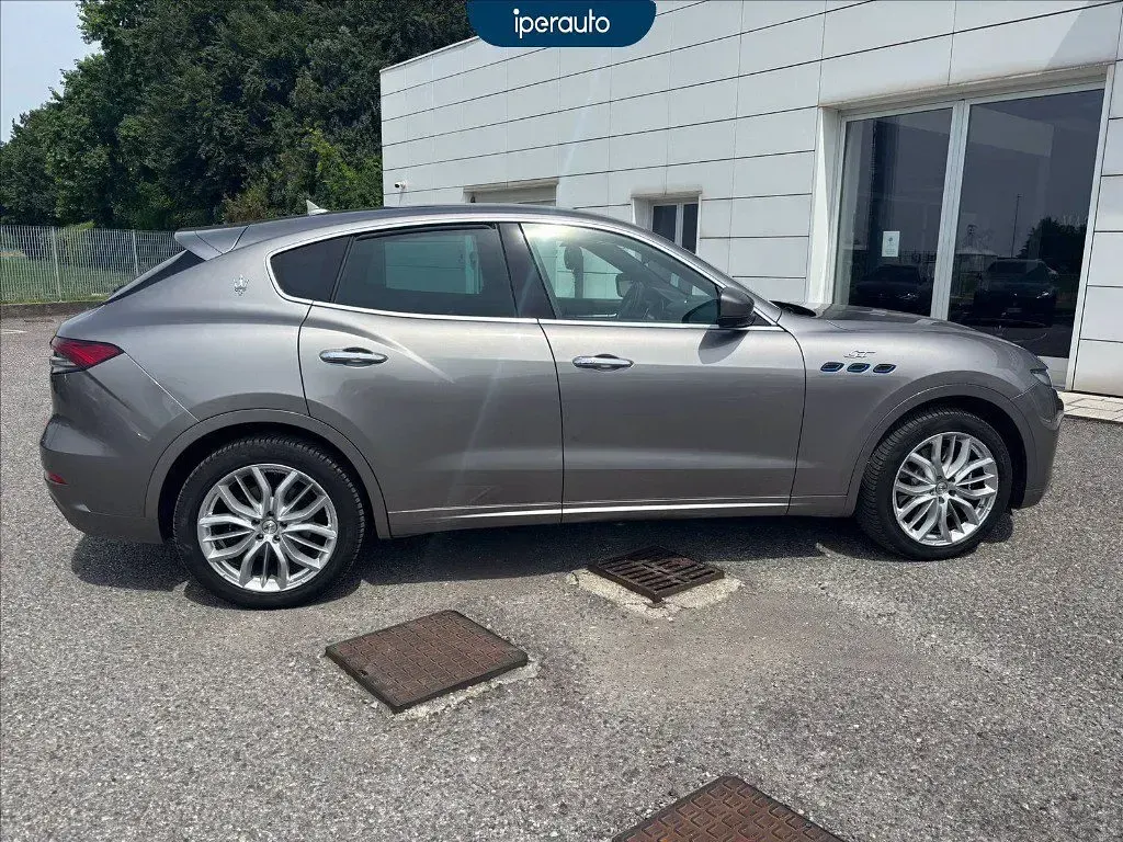 Usata Maserati Levante GT 330 CV (242 kW) 2022 Grigio SUV