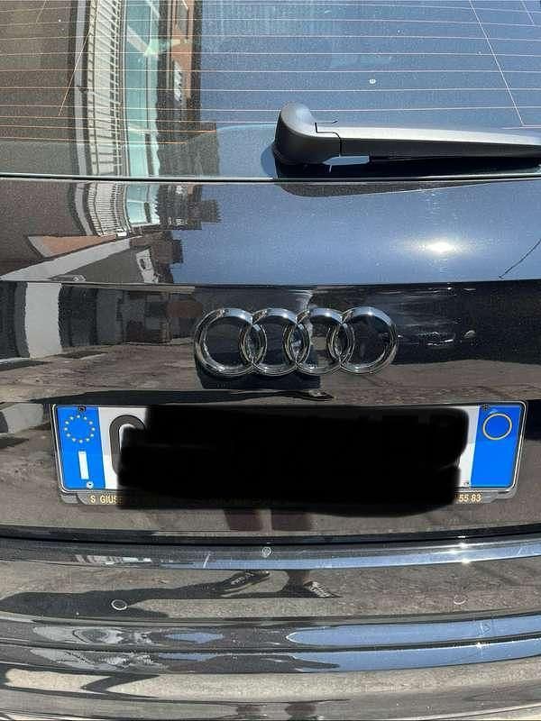 Usata Audi Q2 Admired 116 CV (85 kW) 2023 Nero SUV