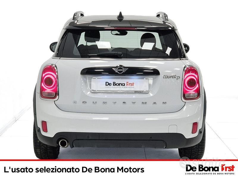 Begagnad Mini Cooper D Countryman Hype 150 HK (110 kW) 2018 Vit SUV