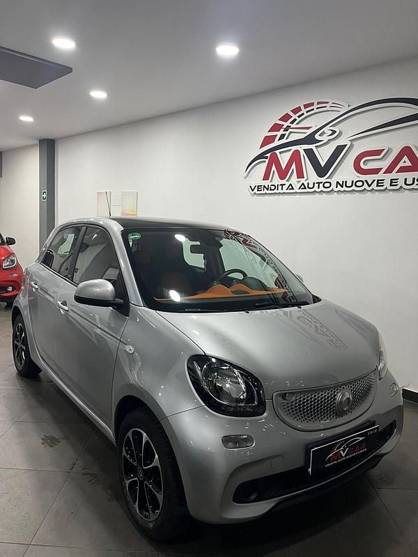 Argento Usata 2016 Smart ForFour Passion Due volumi | 8900 € (Super prezzo) - Immagine 1/4