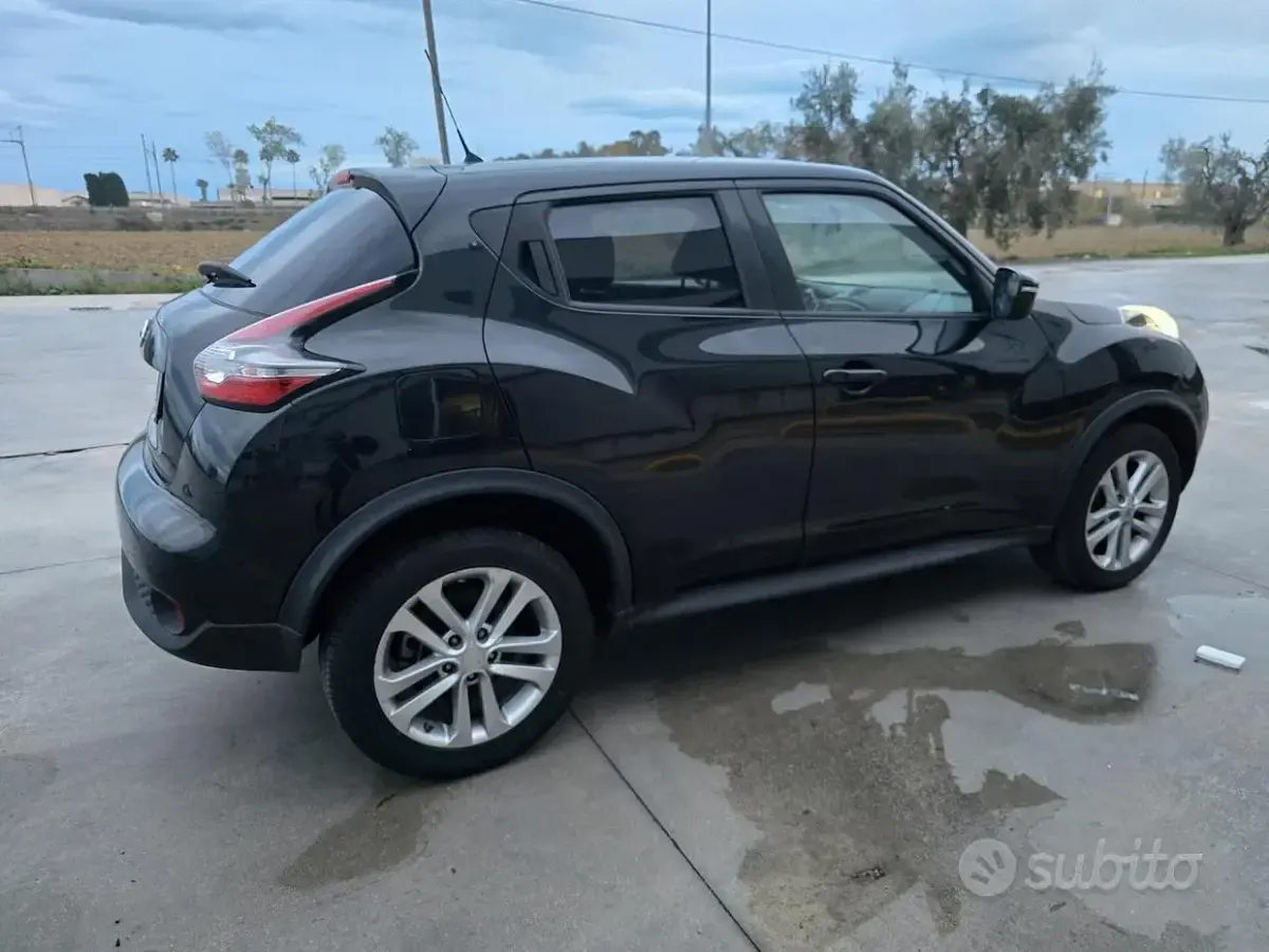 Usata Nissan Juke 115 CV (84 kW) 2015 Nero SUV