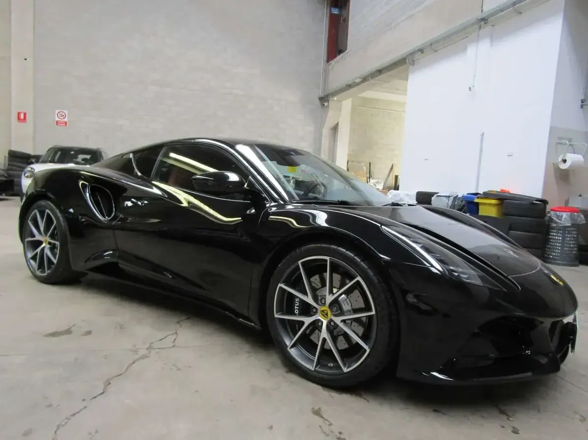 Nuova Lotus Emira 364 CV (267 kW) 2025 Nero metallizzato Coupé