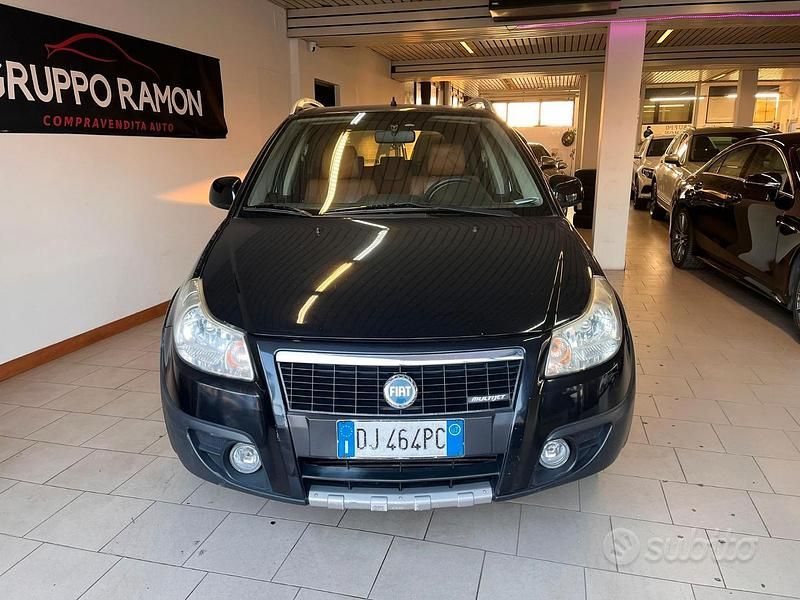 Usata Fiat Sedici Dynamic 119 CV (87 kW) 2007 Nero SUV