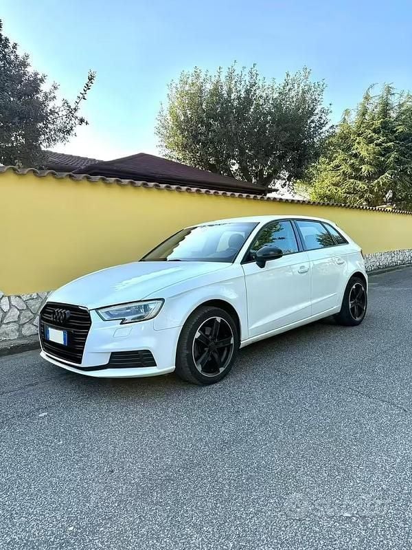 Usata Audi A3 110 CV (80 kW) 2017 Bianco Utilitaria