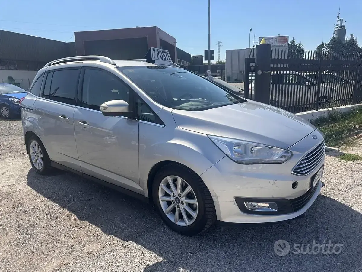 Usata Ford C-MAX Business Edition 120 CV (88 kW) 2016 Grigio Monovolume