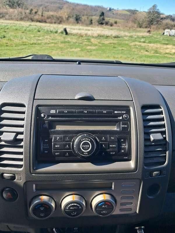 Usata Nissan Navara XE 171 CV (125 kW) 2007 Pick-up