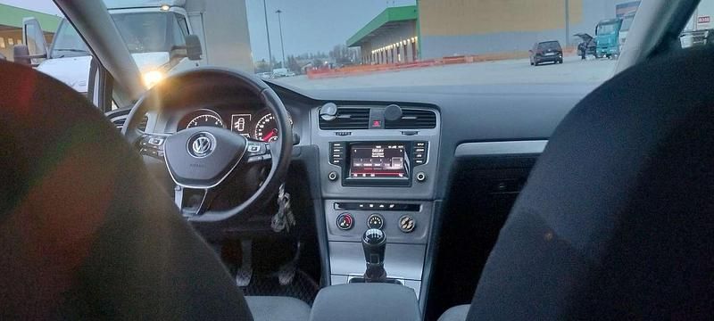 Usata VW Golf VII 105 CV (77 kW) 2014 Argento Berlina