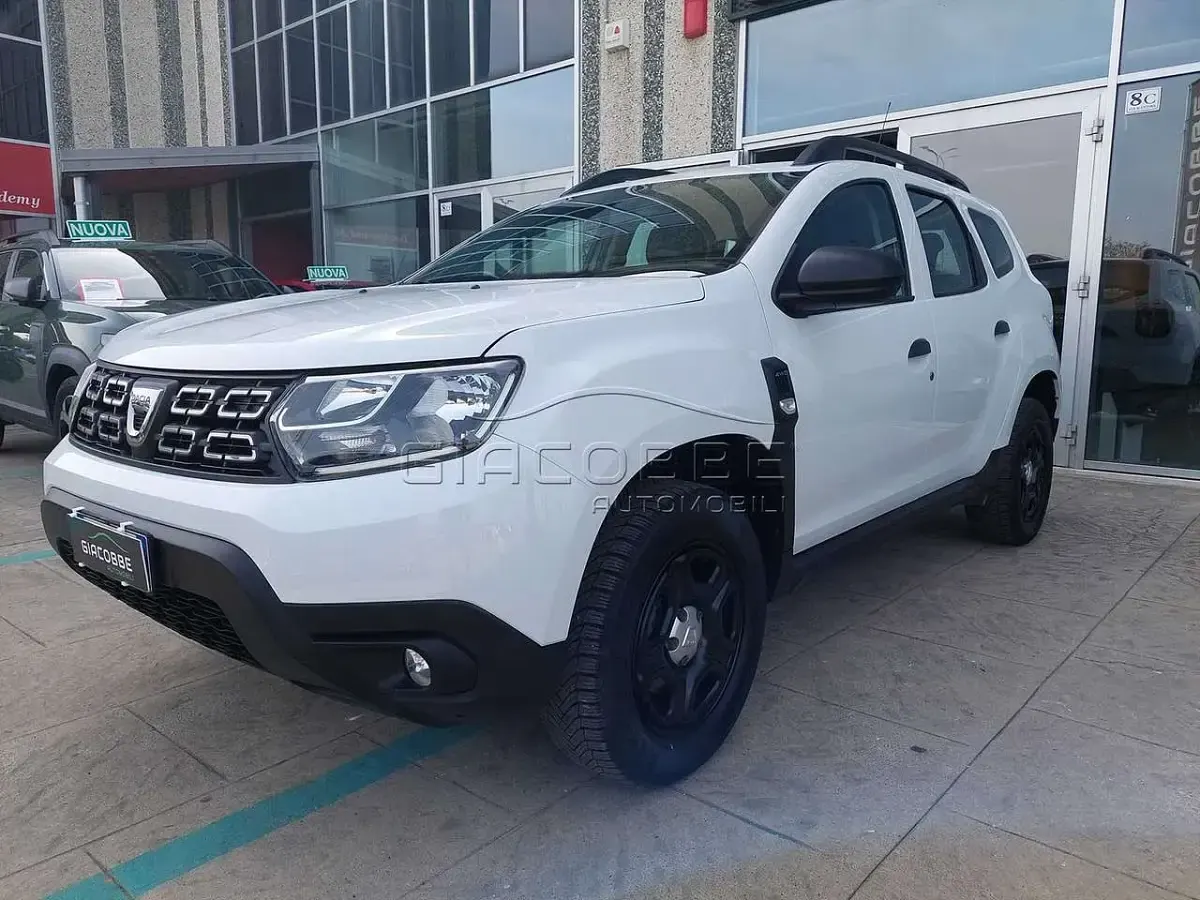 Usata Dacia Duster Essentiel 116 CV (85 kW) 2019 Bianco ghiaccio SUV