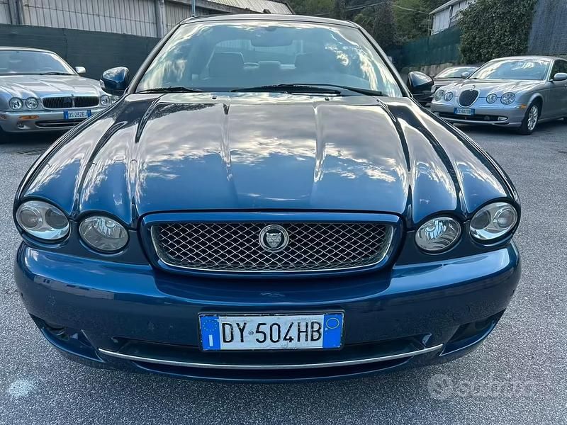 Usata Jaguar X-type Luxury 136 CV (100 kW) 2009 Blu Berlina