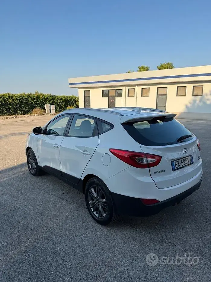 Usata Hyundai ix35 Xpossible 115 CV (84 kW) 2014 Bianco SUV