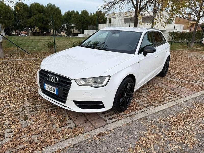 Other Usata 2016 Audi A3 Ambiente Tre volumi | 12.500 € (Super prezzo) - Immagine 1/4