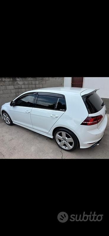 Usata VW Golf VII R-line 115 CV (84 kW) 2015 Bianco Berlina