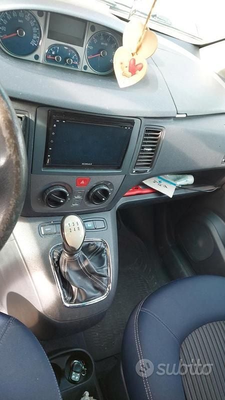 Usata Lancia Musa 2009 Grigio Monovolume