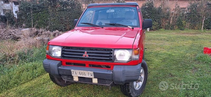 Usata Mitsubishi Pajero Top 1997 Rosso SUV
