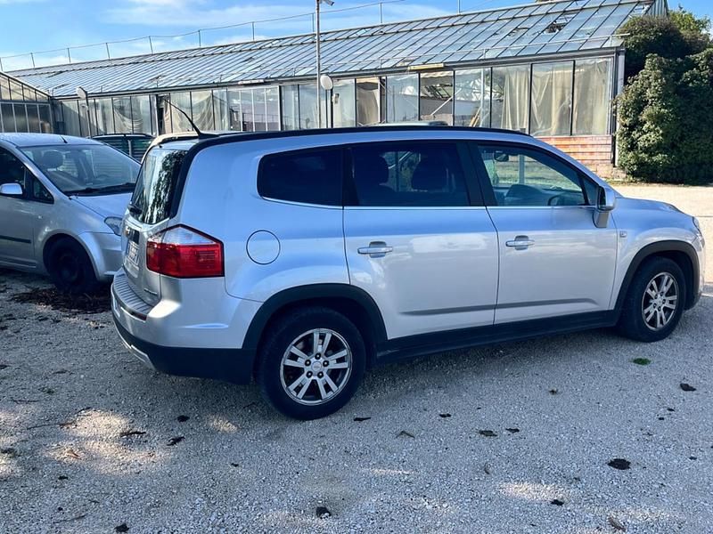 Usata Chevrolet Orlando LTZ 163 CV (119 kW) 2012 Argento Monovolume
