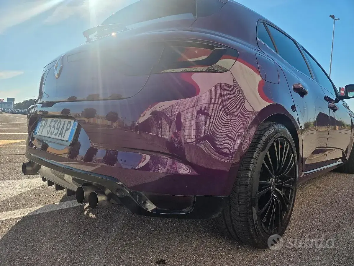 Usata Renault Mégane IV 110 CV (80 kW) 2016 Berlina