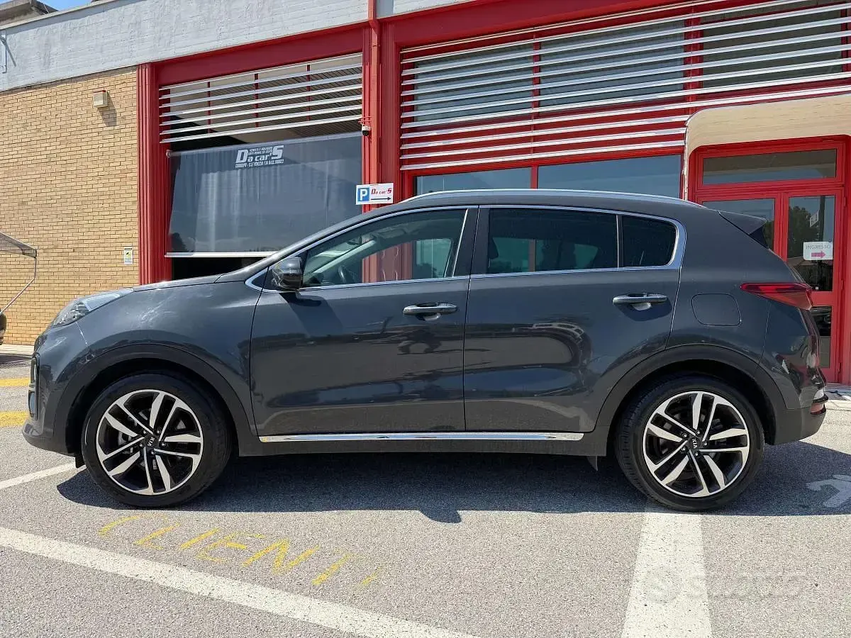 Usata Kia Sportage Plus 136 CV (100 kW) 2019 Grigio SUV