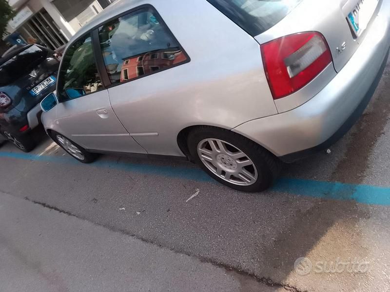 Usata Audi A3 102 CV (75 kW) 2001 Grigio Coupé