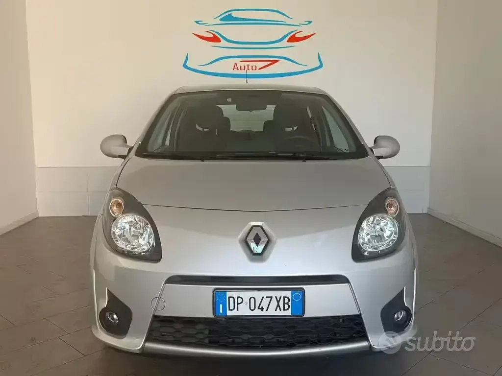Usata Renault Twingo Initiale 75 CV (55 kW) 2008 Utilitaria