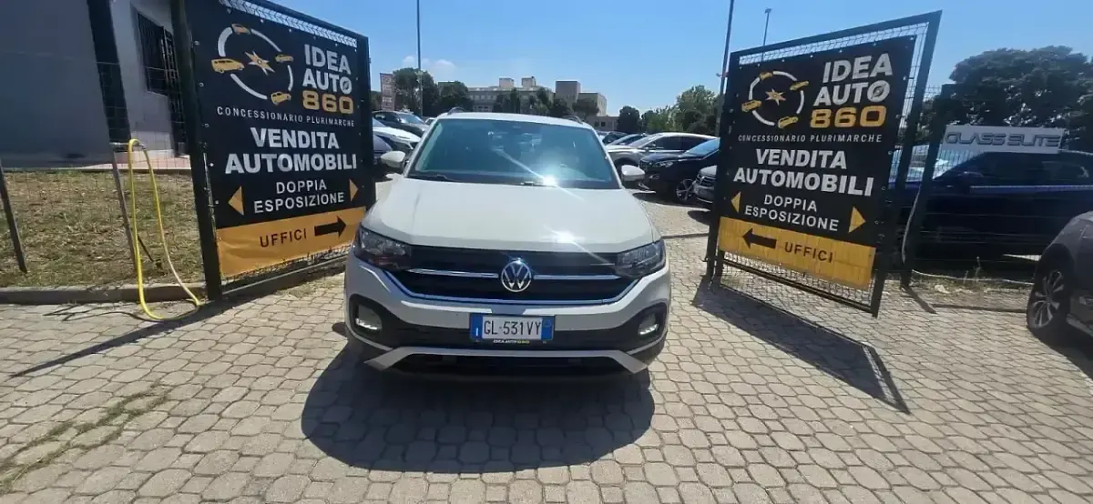 Usata VW T-Cross Style 110 CV (80 kW) 2023 Beige SUV