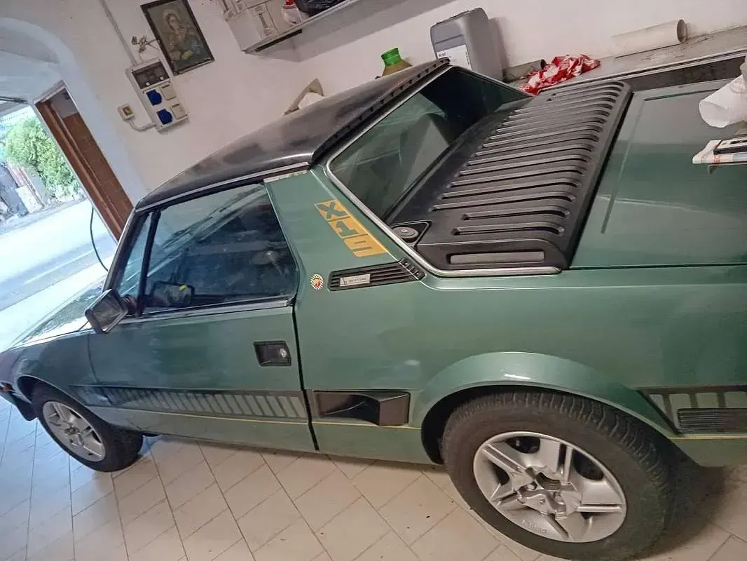 Usata Fiat X 1/9 84 CV (61 kW) 1985 Verde Cabrio