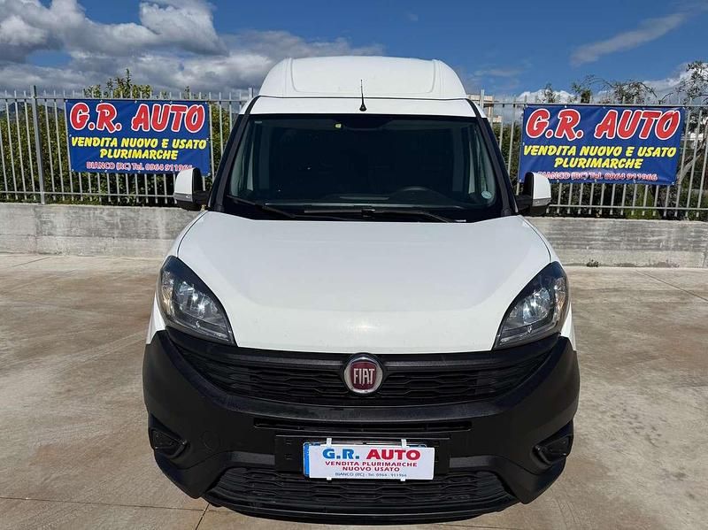 Usata Fiat Doblò 105 CV (77 kW) 2018 Bianco Monovolume