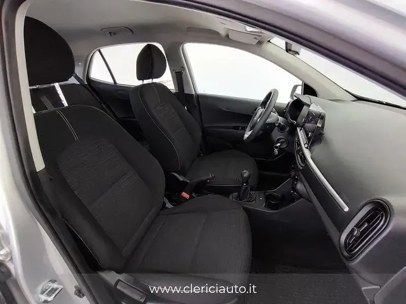 Usata Kia Picanto Urban 67 CV (49 kW) 2024 Argento Utilitaria