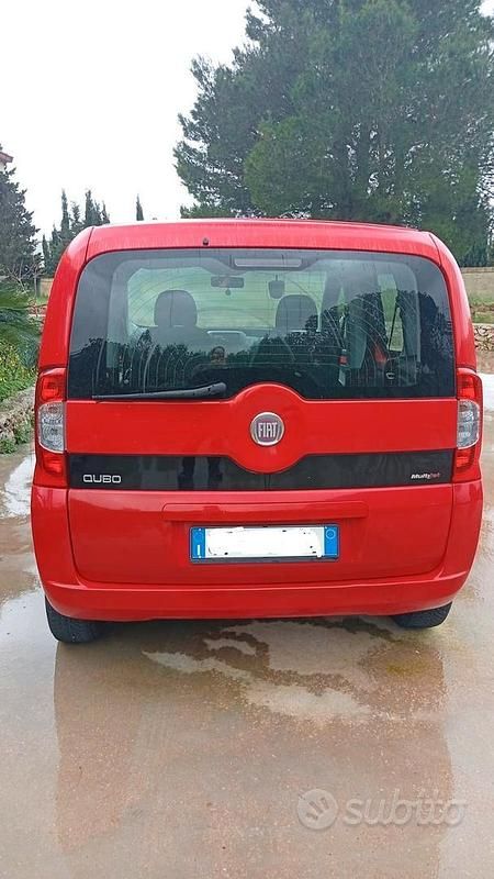 Usata Fiat Qubo Trekking 75 CV (55 kW) 2012 Rosso Monovolume