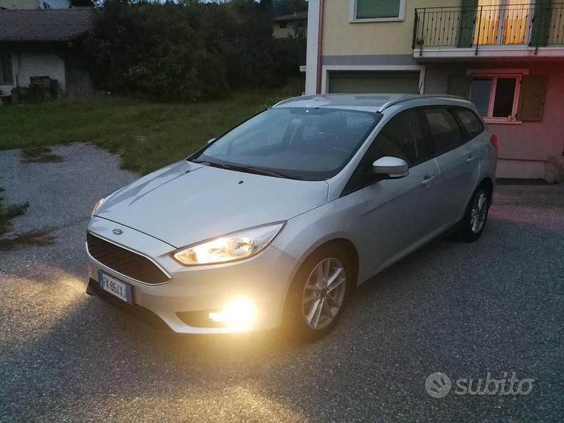 Usata Ford Focus Business Edition 120 CV (88 kW) 2018 Grigio Station wagon
