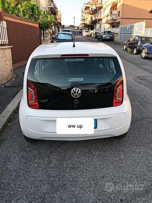 Usata VW up! 75 CV (55 kW) 2014 Bianco Utilitaria
