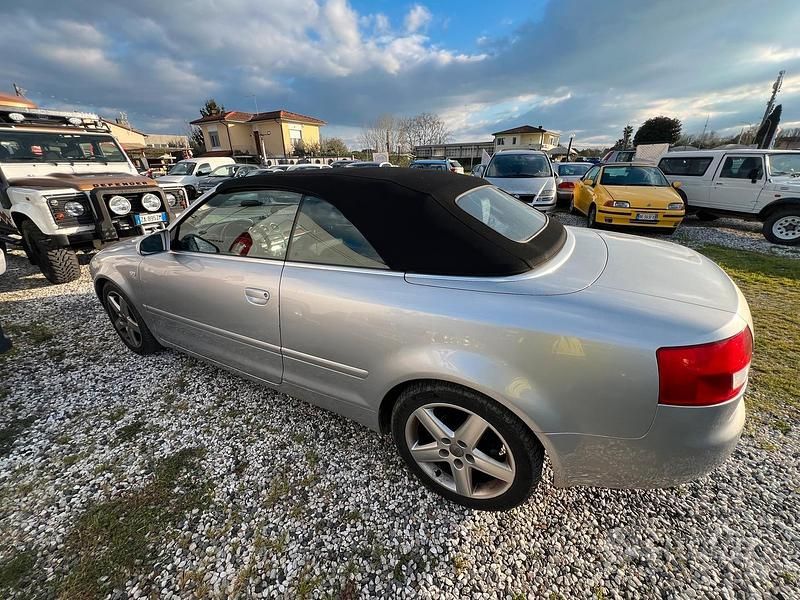 Usata Audi A4 Cabriolet 163 CV (119 kW) 2005 Grigio Cabrio