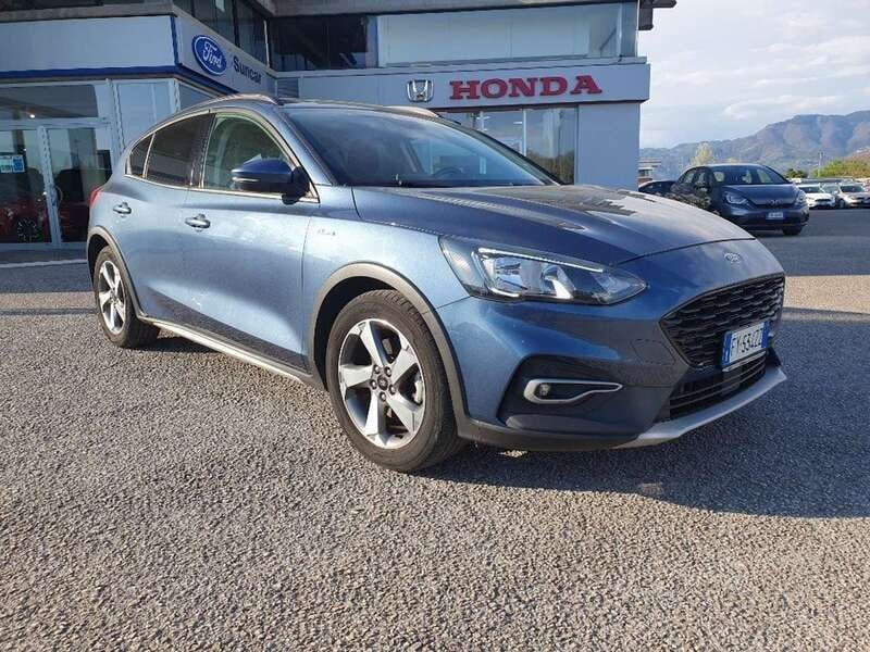 Usata Ford Focus Active 125 CV (91 kW) 2020 Blu/azzurro Berlina