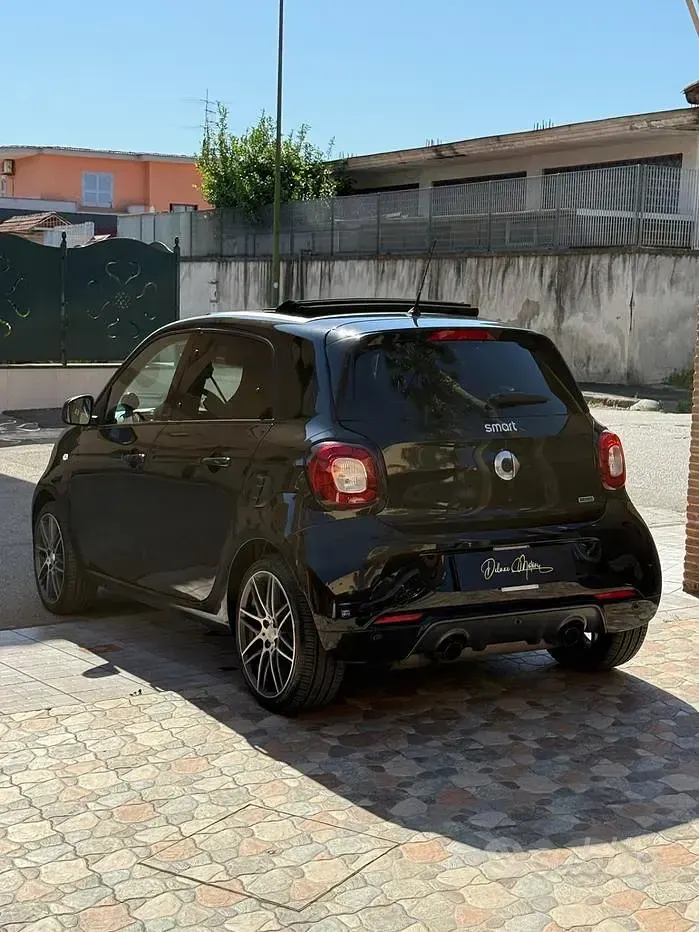 Usata Smart ForFour Brabus 109 CV (80 kW) 2017 Nero Utilitaria