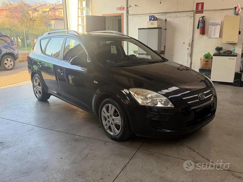 Usata Kia Ceed GT LX 90 CV (66 kW) 2009 Nero Station wagon