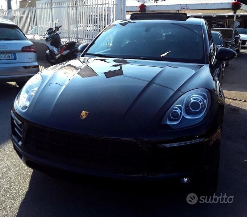 Nero Usata 2016 Porsche Macan S SUV | 29.000 € (Buon prezzo) - Immagine 1/4