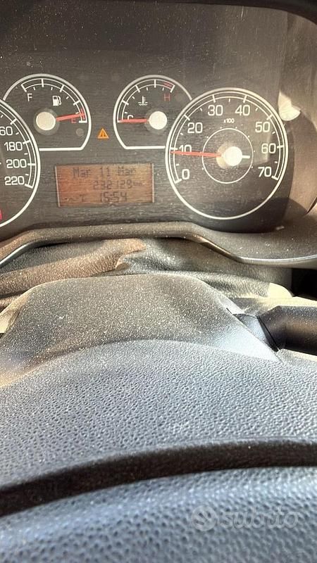 Usata Fiat Grande Punto 2007 Blu Utilitaria