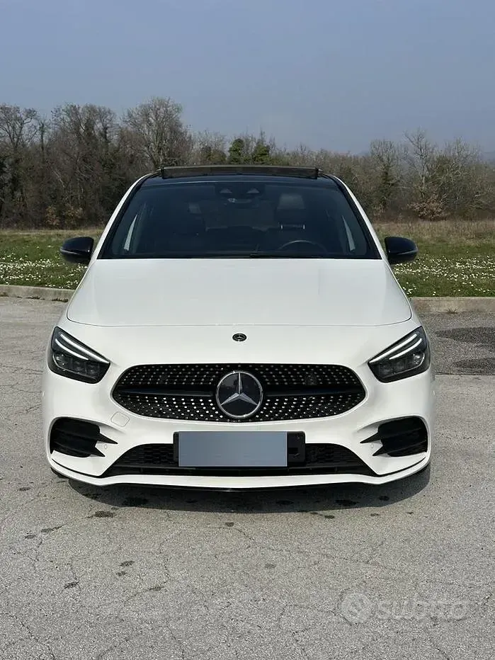 Gebraucht Mercedes B180 116 PS (85 kW) 2019 Weiß Van / Kleinbus