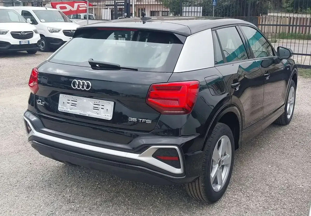 Nuova Audi Q2 S-Line 150 CV (110 kW) 2026 Nero SUV